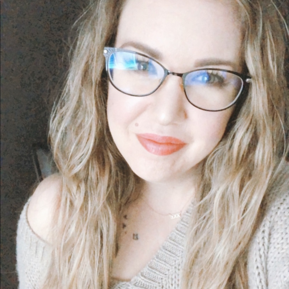 Meet your Posher, Jenny